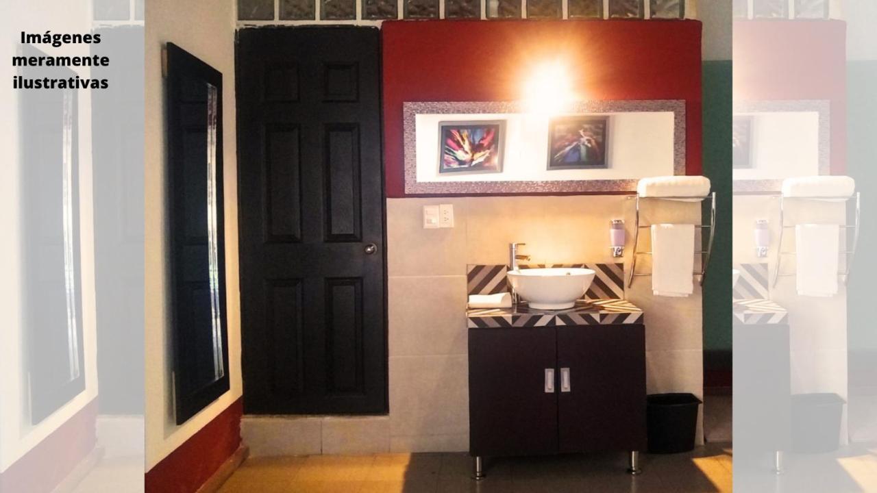 טולוקה Suites Aldama מראה חיצוני תמונה